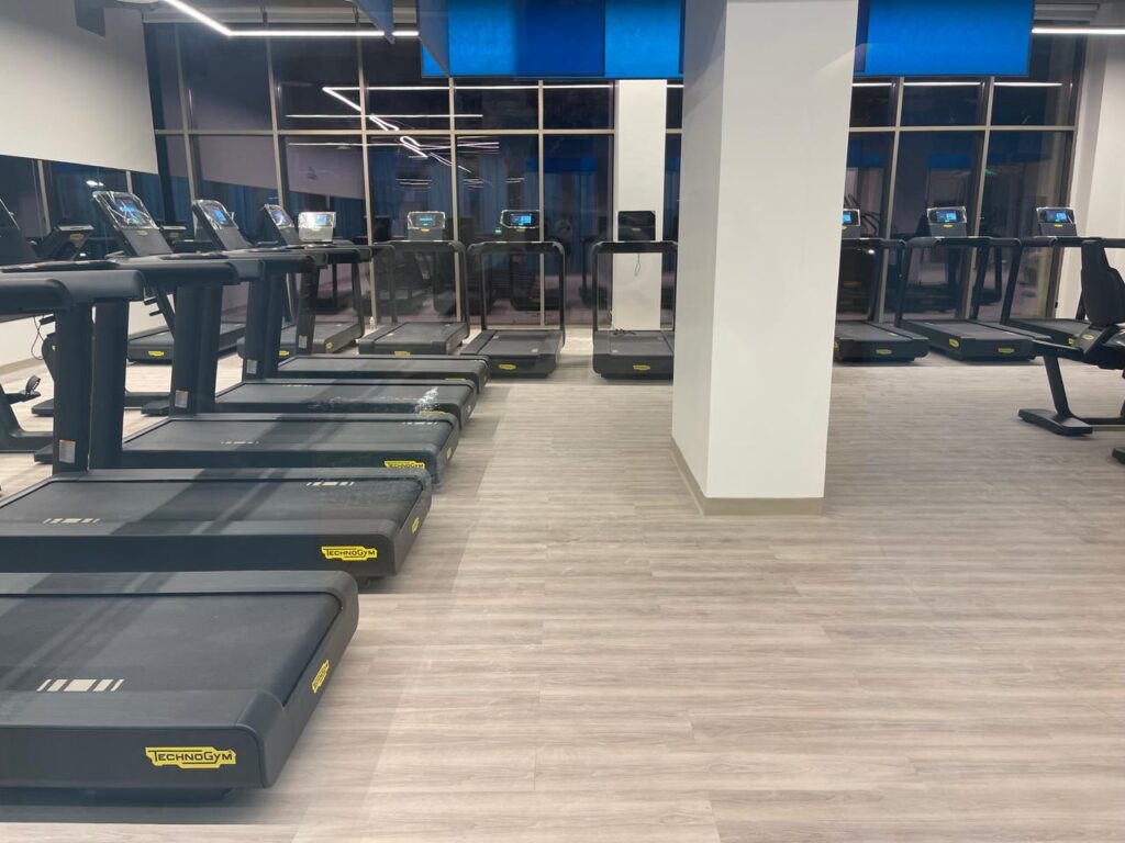 Luxury Vinyl Flooring : Fitness Lounge Saihat