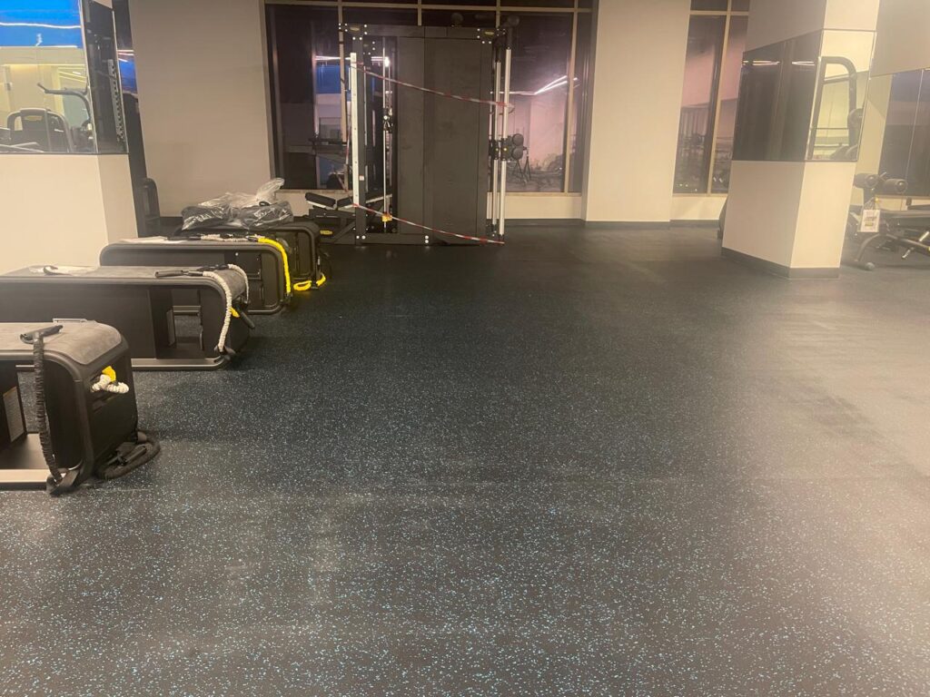 Rubber flooring Fitness Lounge Saihat